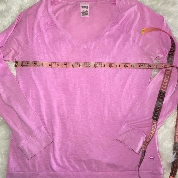 PINK | Women’s Pink Medium V-Neck Soft Long Sleeve Shirt - Picture 7 of 9
